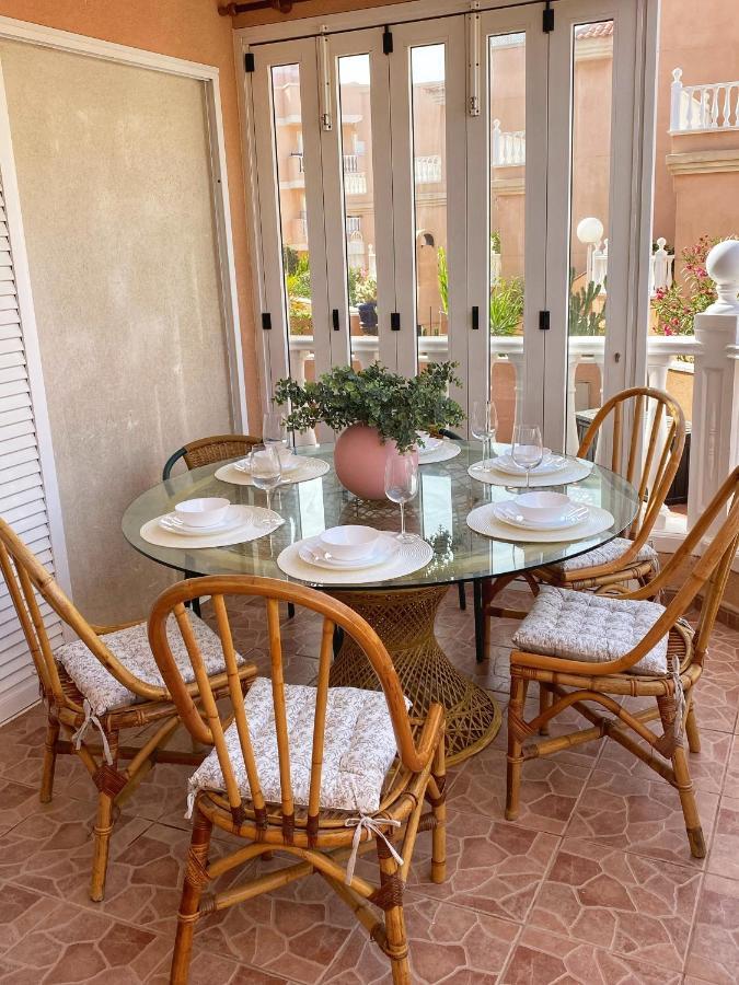 Hugo'S Holiday Apartment In Costa Del Silencio Arona  Exterior foto