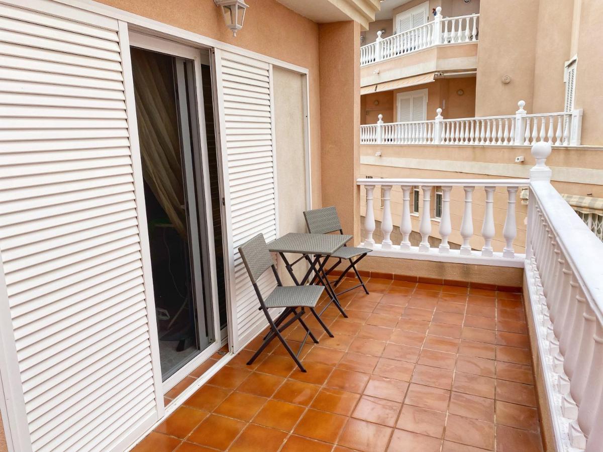 Hugo'S Holiday Apartment In Costa Del Silencio Arona  Exterior foto